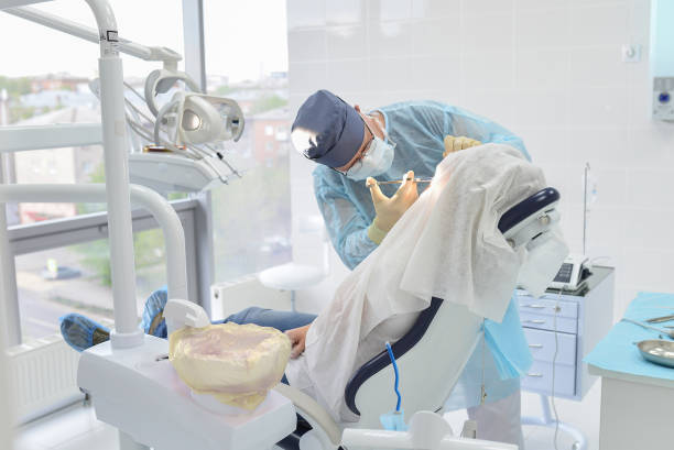 Best Broken or Cracked Tooth Emergency Dentist in Bradford, RI